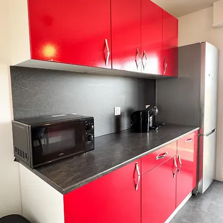 Smart Appart, Spacious And Functional Apartment Tinqueux